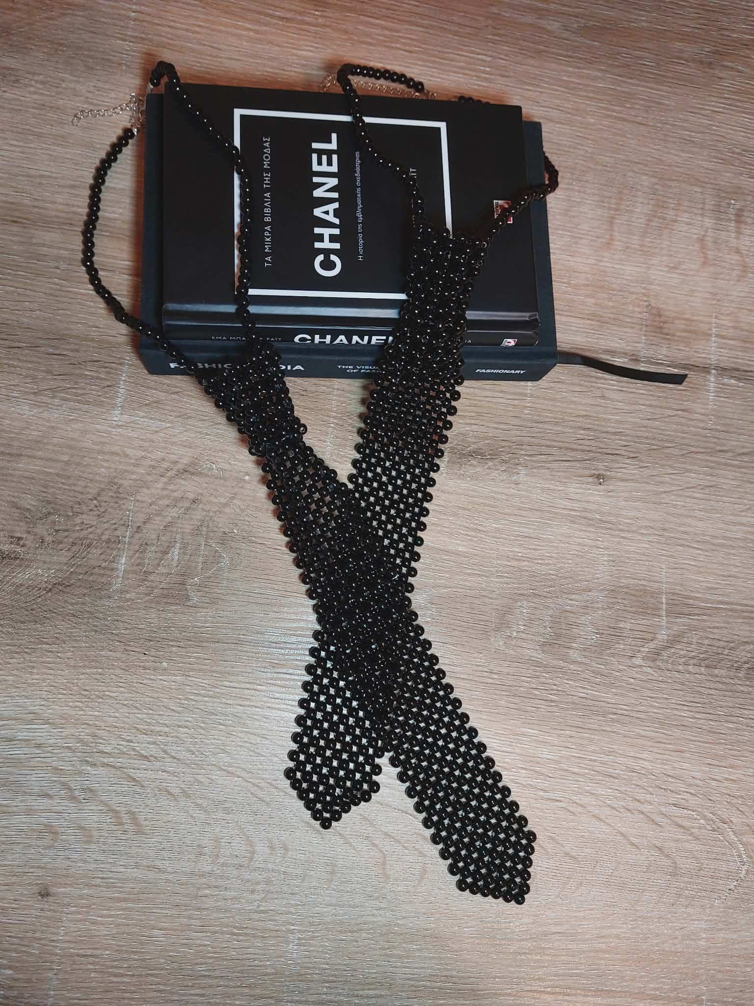 Γραβάτα - Κολιέ λευκή και μαύρη με πέρλες - Image 5